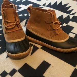 Hand crafted Sorel Natural Rubber
